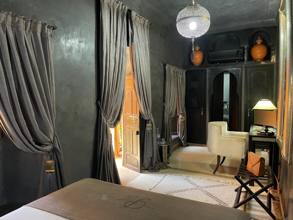 Riad Hermès, riad à Marrakech avec suite
