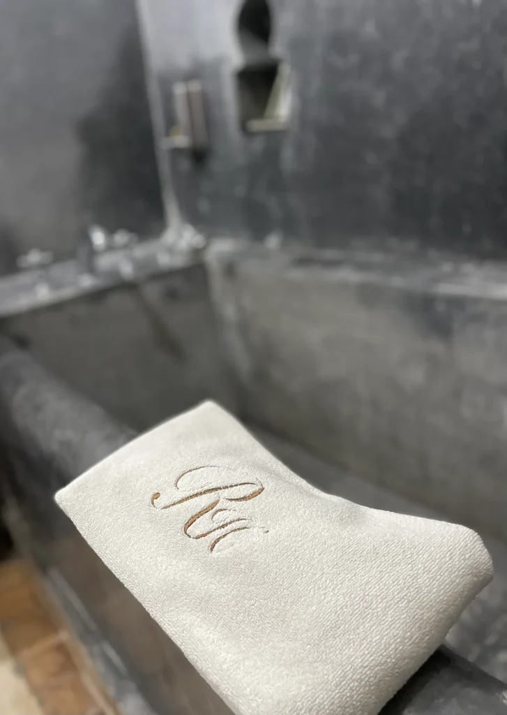 Riad Hermès, riad à Marrakech avec suite